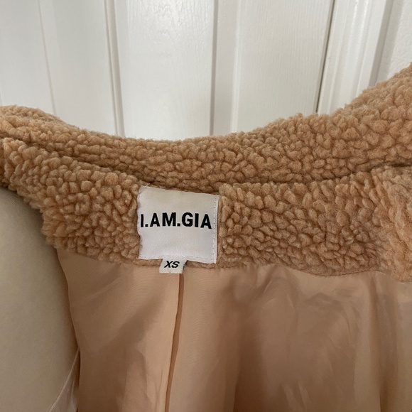 I AM GIA Teddy Coat 🧸 - Picture 8 of 8